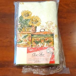 NEW Vintage vinyl tablecloth